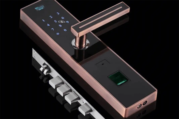 开锁师傅(24小时开锁电话) 开锁师傅(24小时开锁电话)